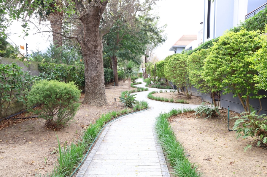 3 Bedroom Property for Sale in Stuarts Hill Western Cape